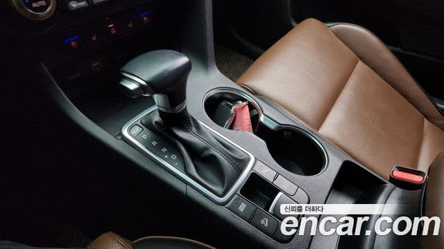 Kia Sportage The Bold 2020 — ფოტო 4/20