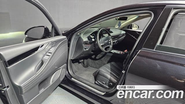 Genesis Electrified G80 2022 — Şəkil 10/20