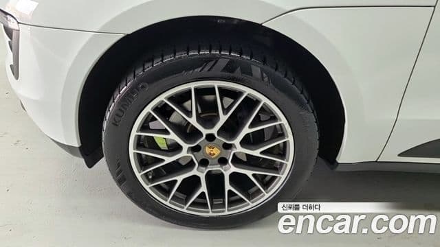 Porsche Macan 2018 — фото 5 из 18