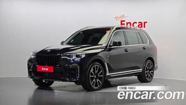 BMW X7 2020 — Фото 1/20
