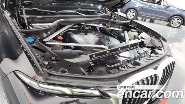 BMW X7 2023 — ფოტო 5/19