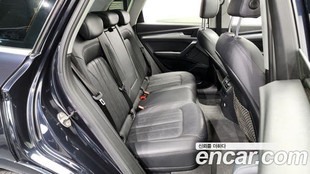 Audi Q5 2020 — ფოტო 12/20