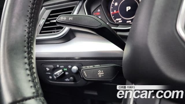 Audi Q5 2020 — ფოტო 17/20