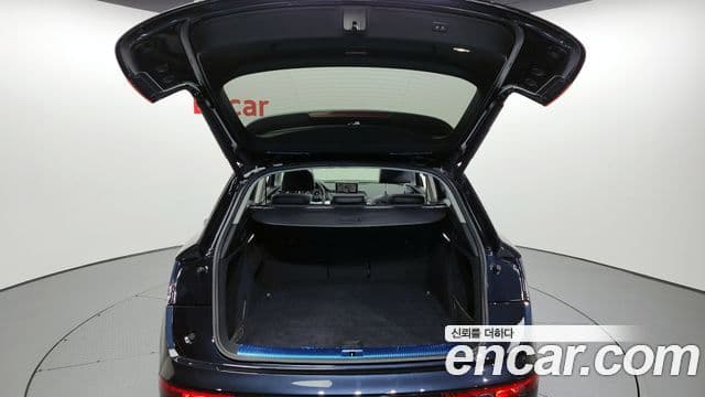 Audi Q5 2020 — ფოტო 20/20