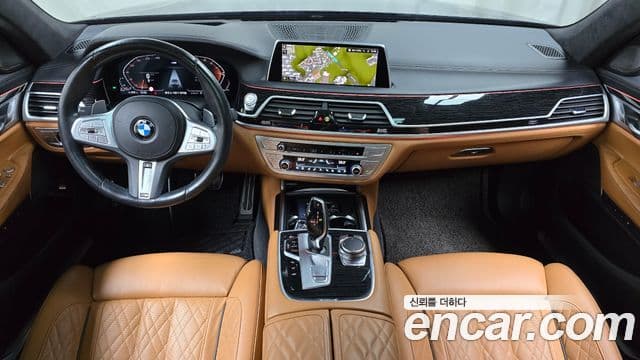 BMW 7 Series 2021 — ფოტო 7/20