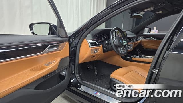 BMW 7 Series 2021 — ფოტო 11/20