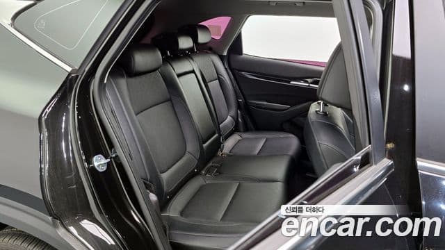 Kia Seltos 2020 — ფოტო 19/20