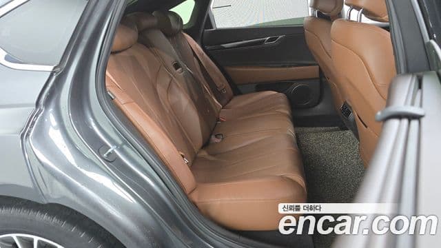 Genesis Electrified G80 2021 — Şəkil 12/20