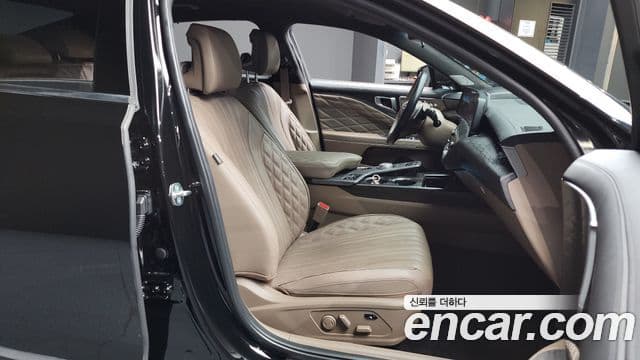 Kia K8 2023 — Photo 4/20