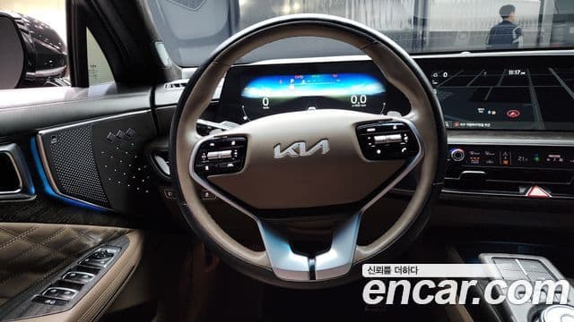Kia K8 2023 — Photo 10/20