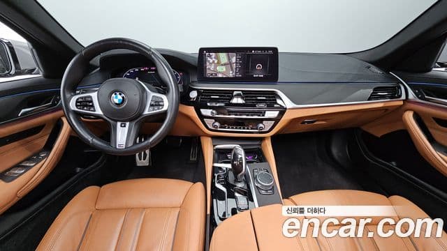 BMW 5 Series 2021 — ფოტო 7/20