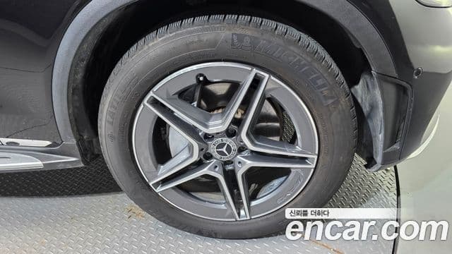 Mercedes-Benz GLC-Class 2021 — фото 4 из 20