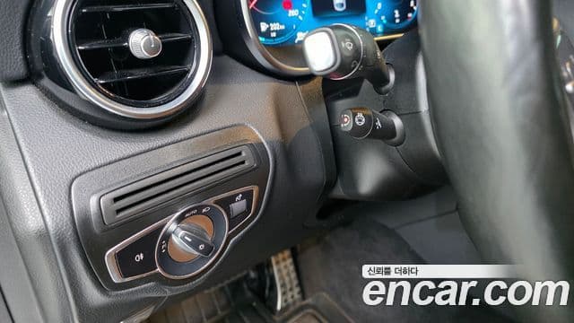 Mercedes-Benz GLC-Class 2021 — ფოტო 14/20