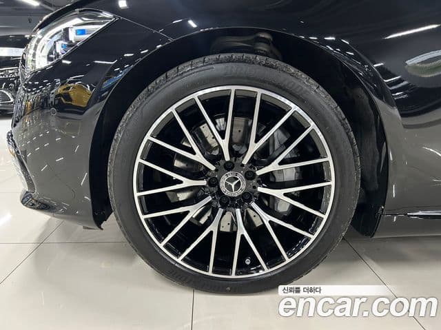 Mercedes-Benz S-Class 2024 — ფოტო 17/20