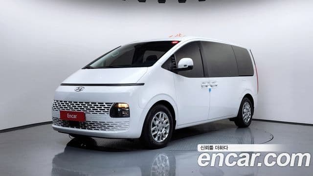 Hyundai Staria 2022 — ფოტო 1/20