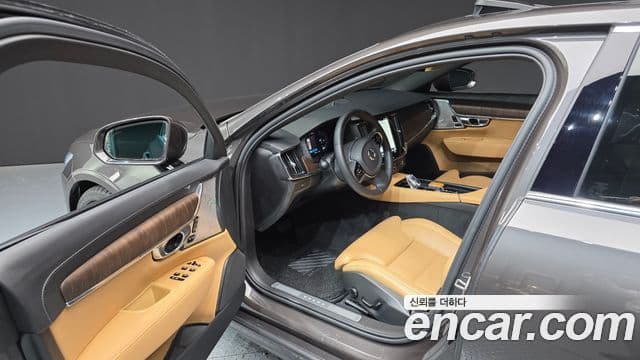 Volvo S90 2023 — ფოტო 10/20