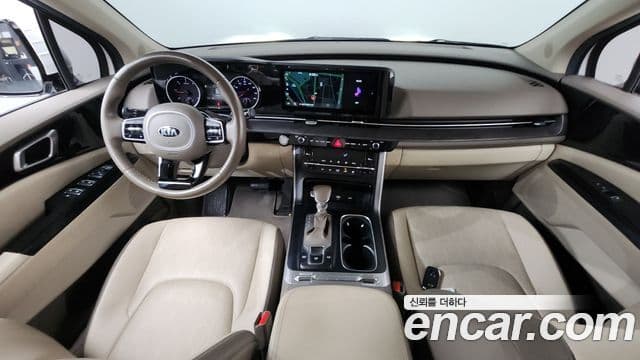 Kia Carnival 2020 — ფოტო 9/20