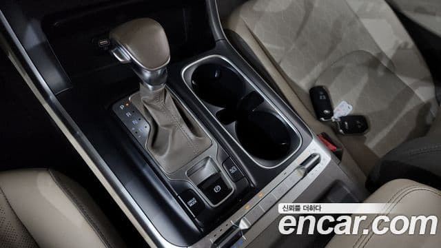 Kia Carnival 2020 — ფოტო 7/20