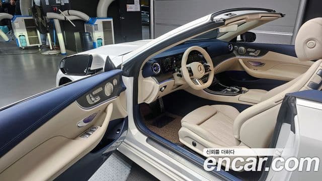 Mercedes-Benz E-Class 2023 — Şəkil 10/20