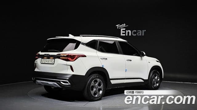 Kia Seltos 2022 — Şəkil 2/20