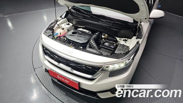 Kia Seltos 2022 — Şəkil 6/20