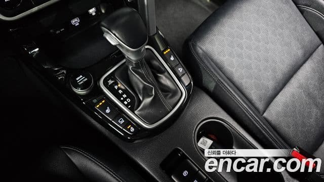 Kia Seltos 2022 — Şəkil 9/20