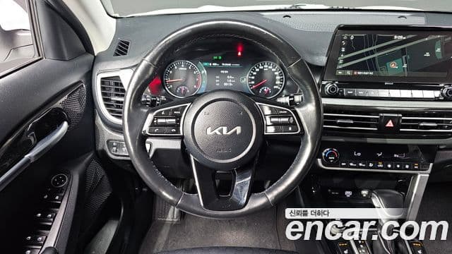 Kia Seltos 2022 — Şəkil 16/20