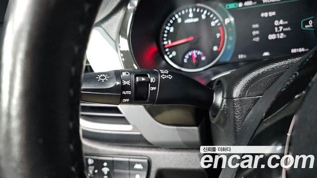 Kia Seltos 2022 — Şəkil 17/20