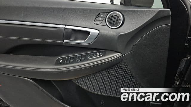 Hyundai Sonata 2023 — Şəkil 17/20