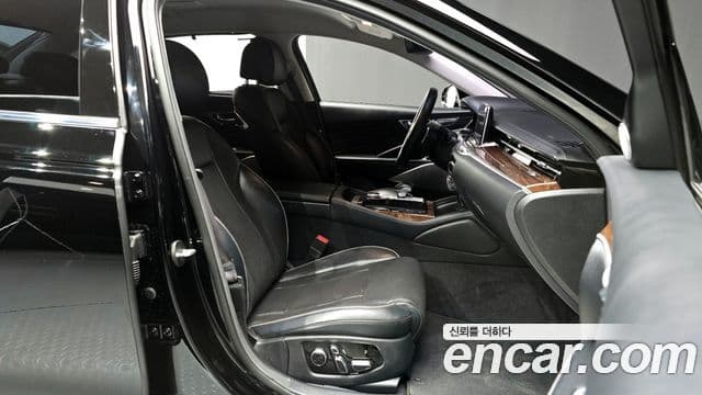 Kia The K9 2019 — Photo 6/20