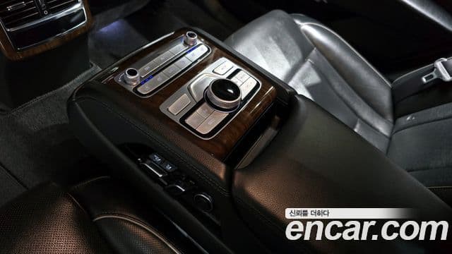 Kia The K9 2019 — Photo 14/20