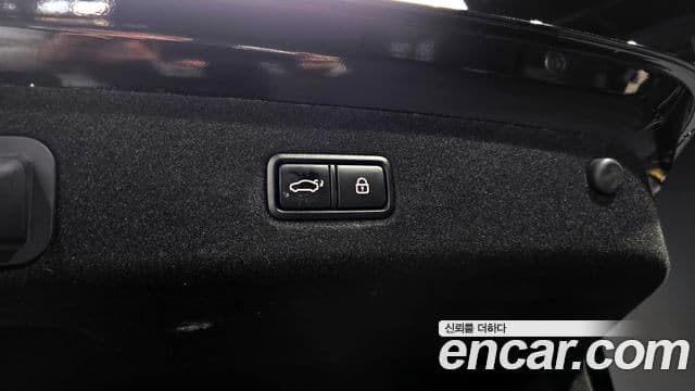 Kia The K9 2019 — Photo 8/20