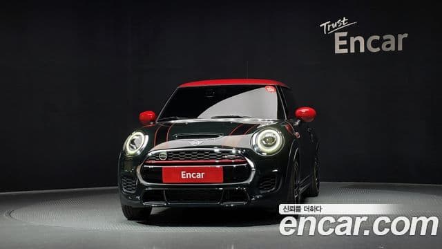 Mini Cooper S 2020 — ფოტო 3/20