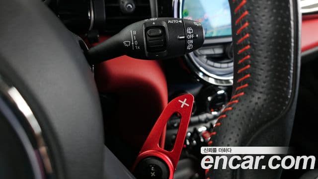Mini Cooper S 2020 — ფოტო 14/20