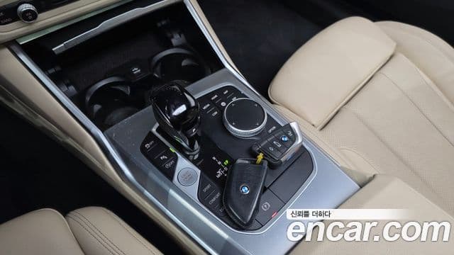 BMW 3 Series 2022 — Şəkil 9/20