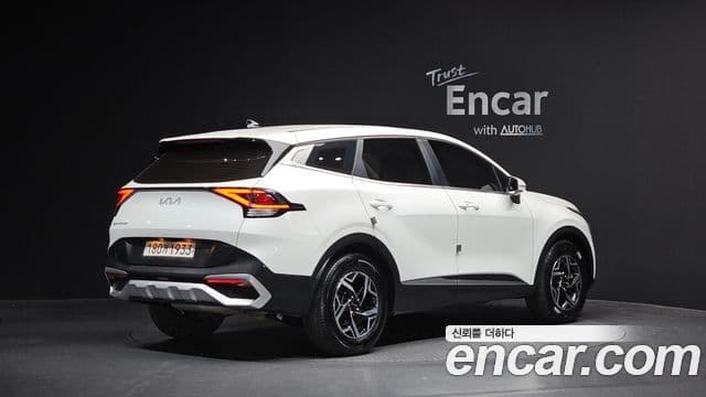 Kia Sportage 2022 — Şəkil 15/20