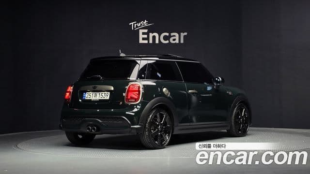 Mini Cooper S 2022 — ფოტო 2/20