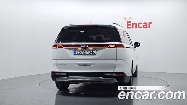 Kia Carnival 2022 — Photo 16/20