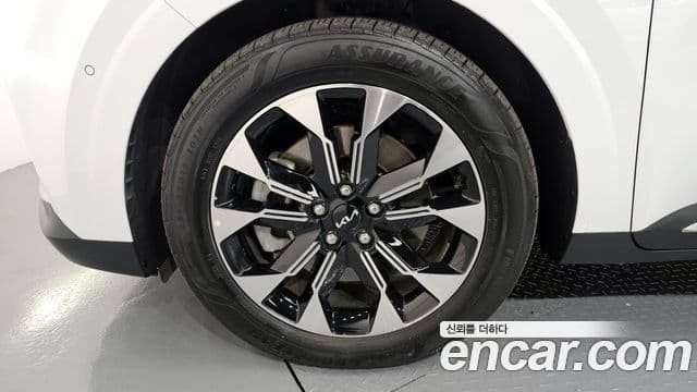 Kia Carnival 2022 — Photo 14/20
