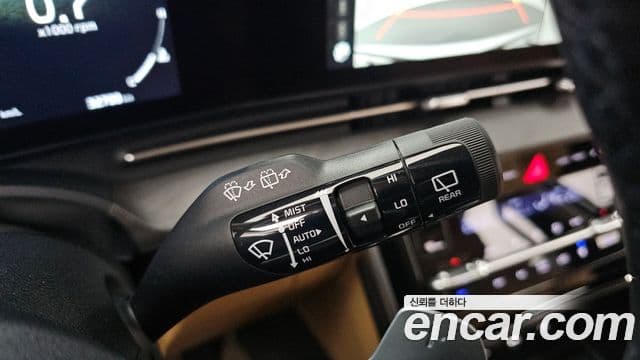 Kia Carnival 2022 — Photo 8/20