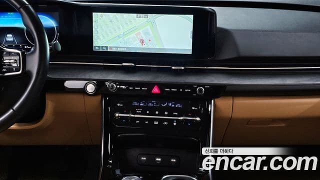 Kia Carnival 2022 — Photo 11/20