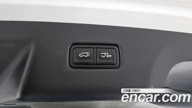 Kia Carnival 2022 — Photo 9/20