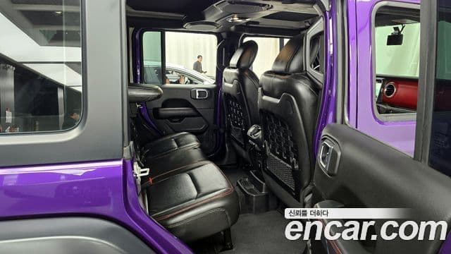 Jeep Wrangler 2023 — ფოტო 12/20