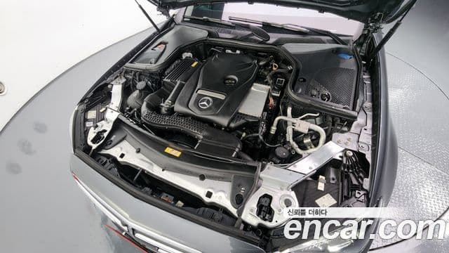 Mercedes-Benz E-Class 2022 — Şəkil 6/20
