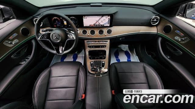 Mercedes-Benz E-Class 2022 — Şəkil 7/20