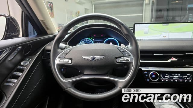Genesis Electrified G80 2021 — ფოტო 14/20