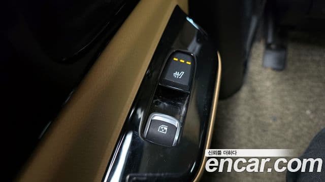 Kia Carnival 2020 — Фото 18/20