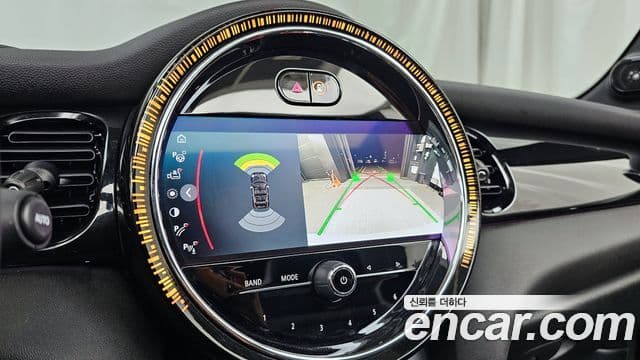 Mini Cooper S Convertible 2023 — ფოტო 15/20