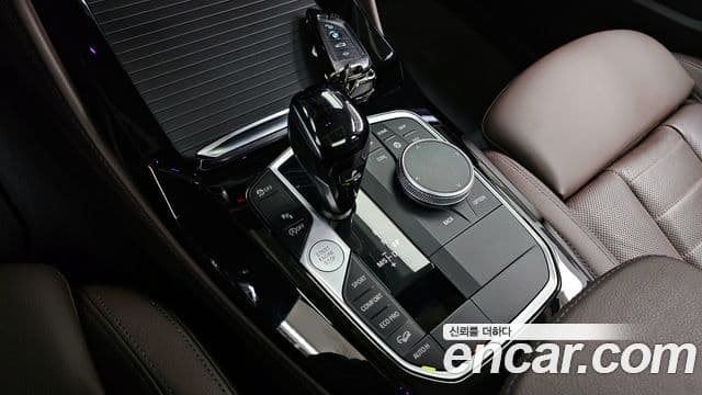 BMW X4 2023 — Şəkil 9/20