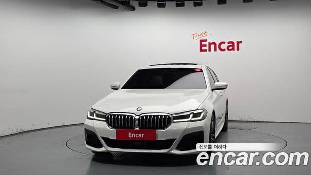 BMW 5 Series 2022 — Şəkil 3/20